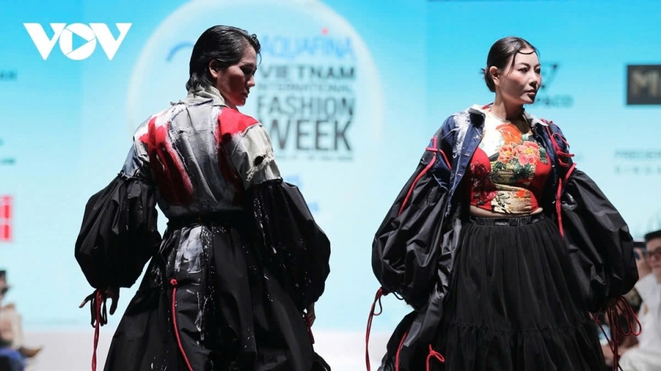 VIFW Fall/Winter 2025 marks 20 years, highlights unique fashion style